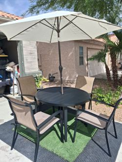 Patio Set Table And 4 Chairs With New Umbrella