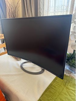Sceptre 32" Curved Monitor 1080p 75Hz - No cables