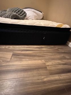 Dreamcloud King Premier Rest Mattress