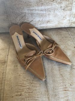 Manolo Blahnik 7.5