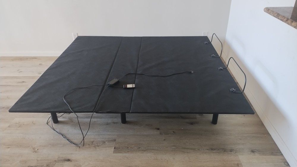 Adjustable Bed Frame 