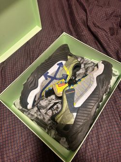 Off white Odyssey 1000