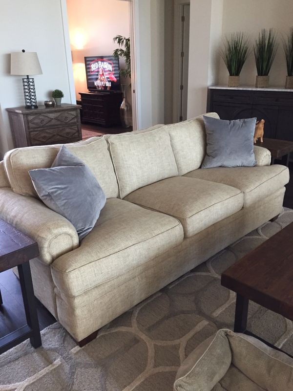 Drexel Heritage 92 Inch Sofa For In Lakewood Ranch Fl Offerup Drexel Heritage 92 Inch Sofa