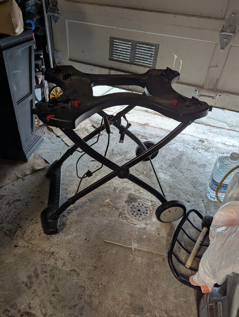 Weber Q BBQ Cart 