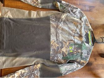 UA men long sleeve