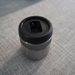 Sony E 3.5/30 Macro Lens