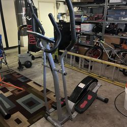 Cardiotrainer elliptical