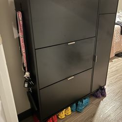 Shoe Rack/Cabinet
