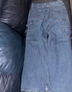 Baggy jeans