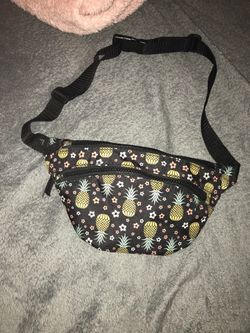 Pineapple fanny pack
