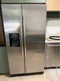 Amana refrigerator 36”