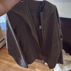Lululemon  City hike Jacket Size l