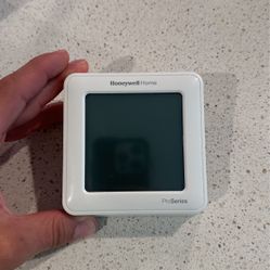 Honeywell Thermostat 