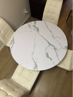 Round Dining Table Set with 4 Chairs