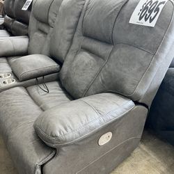 Power Reclining Love Seat 