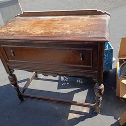 Antique Furniture 