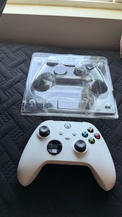 XB Series Robot White Xbox Controller