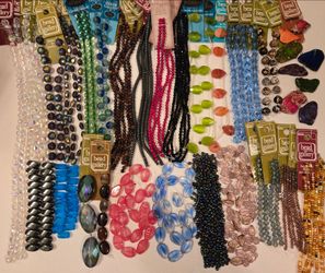 Lot (BD) of Assorted Bead Strands