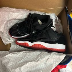 Air Jordan Retro 11s Low (Bred) (gs)