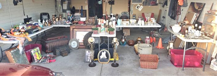 Multifamily yard sale   39th ave & Willow Ave