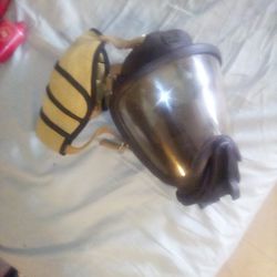 MSA Ultra Elite Gas Mask New Medium