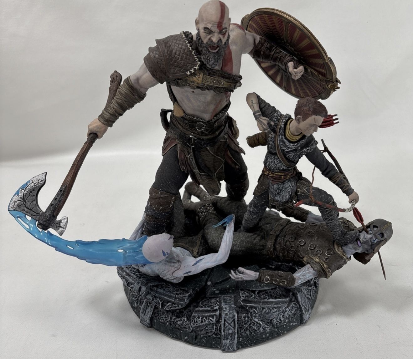 God Of Thunder Collector - Statue