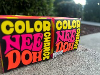 Color changing needoh