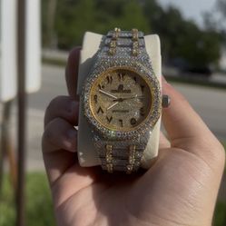 VVS1 D Color Moissanite Watch