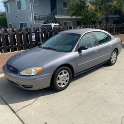 2006 Ford Taurus