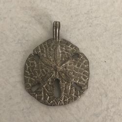 Vintage Sandollar charm