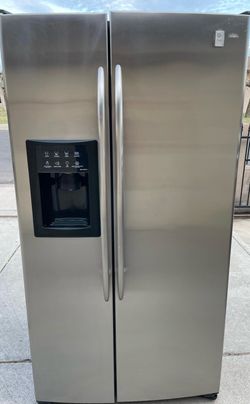 REFRIGERATOR GE STAINLESS STEEL