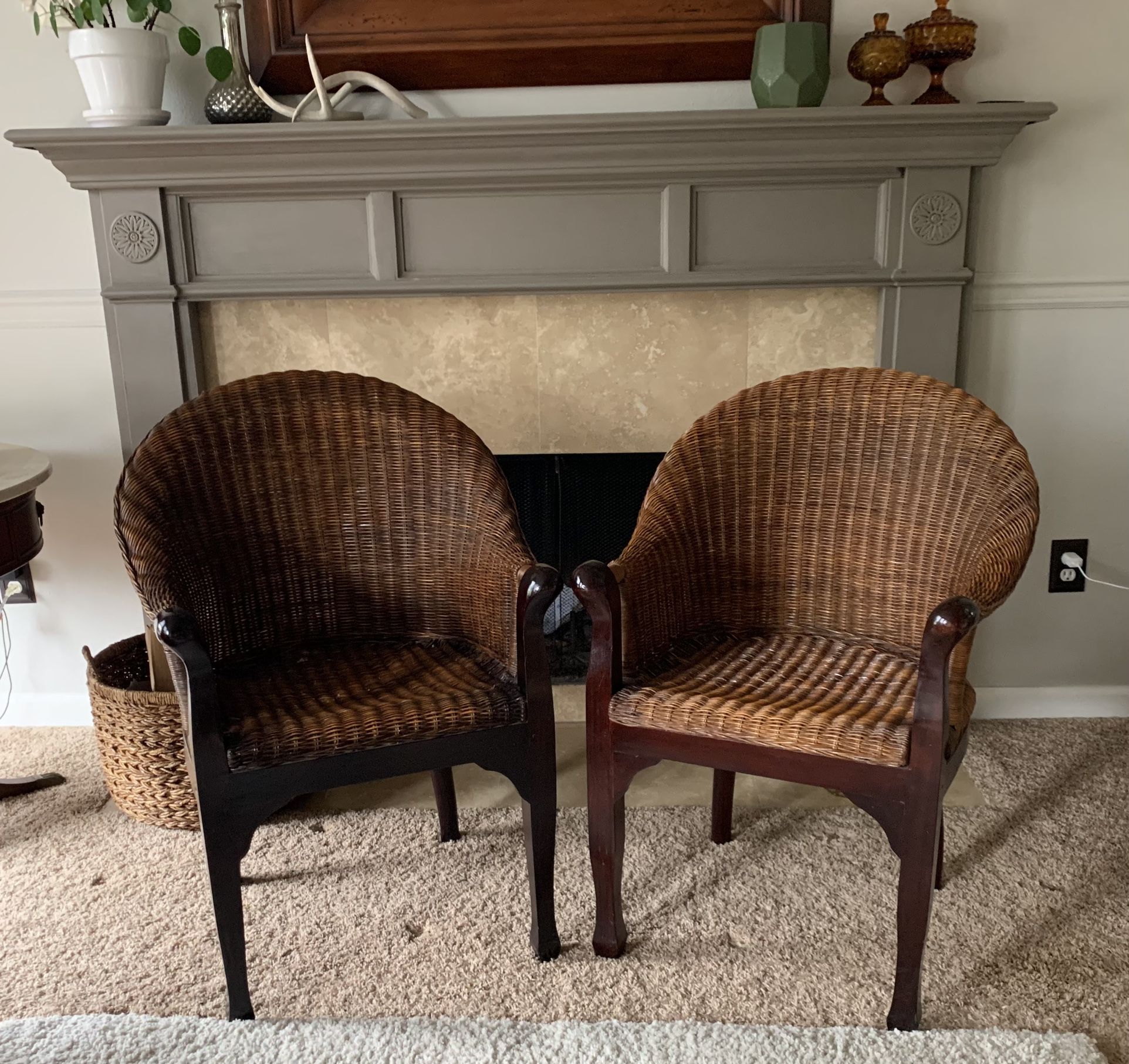 Brown Wicker Chairs X2 Indoor/outdoor