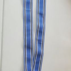 Lands' End women's multicolored ribbon cloth belt size M D ring Blue Stripe 37"

New without tag
