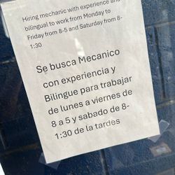Looking For A Mechanic Se Busca Mecánico