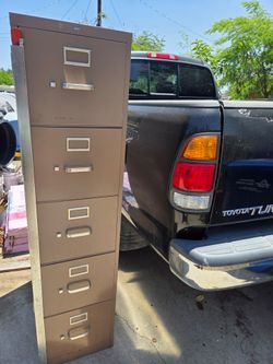 5ft 5 drawer file cabinet