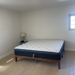 Zinus Wood Platform King Bed frame 