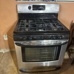 Gas Stove 5 Burners Everythin. Work Great. 👍. Price. Es