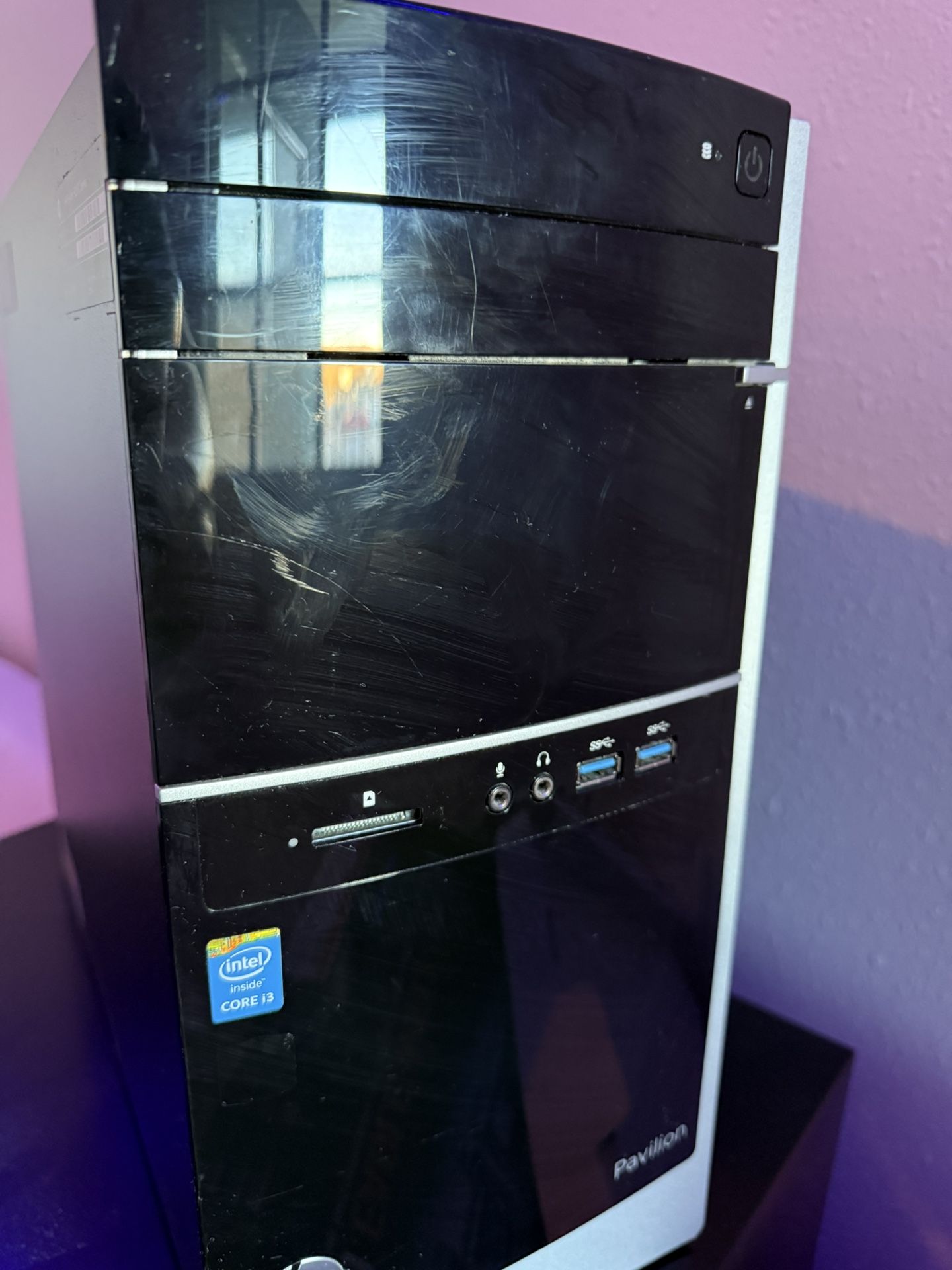 HP Pavilion Desktop Windows 11 Home