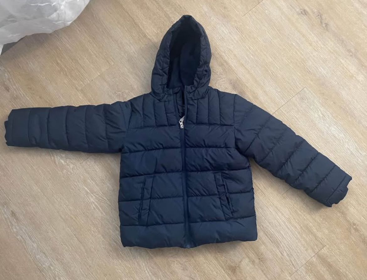 Navy blue hooded puffer jacket