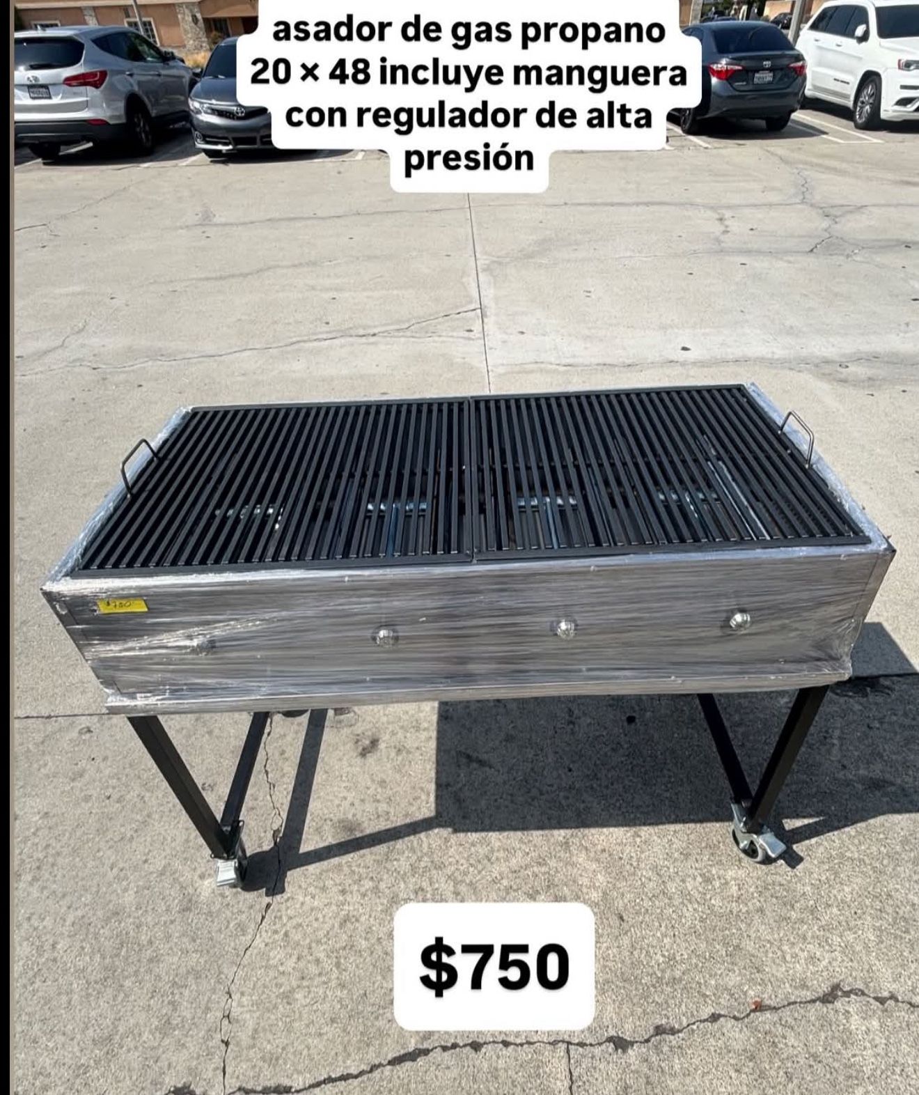 Asador para pollos/ carneada/ pescado/ ext Tenemos 2 estilos disponibles ai de carbón o de gas.