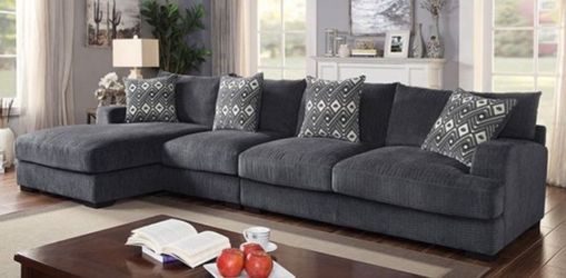 Brand New Grey Super Plush Chenille Sectional Sofa (Pillows Included)