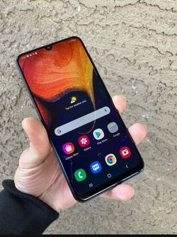 Samsung A50 New, Barely Used Comes With accessories $150