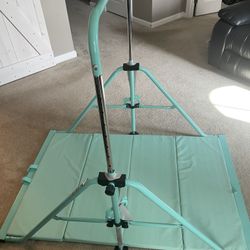 Gymnastics bar & Mat