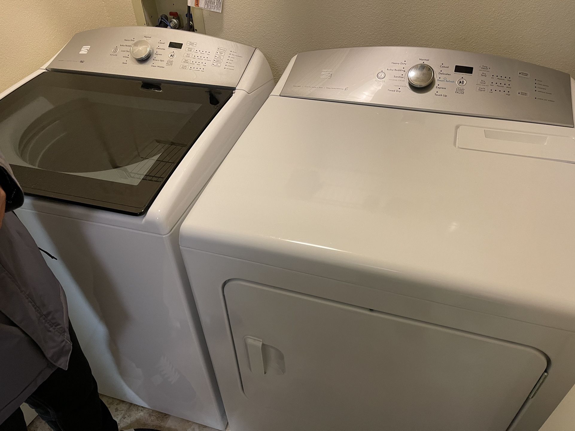Kenmore Washer & Steam Dryer Series 600 for Sale in Redmond, WA OfferUp