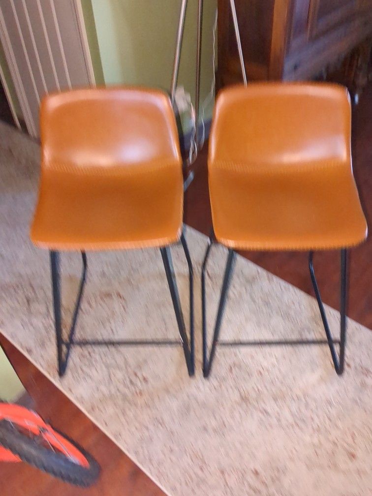 Bar Stools 