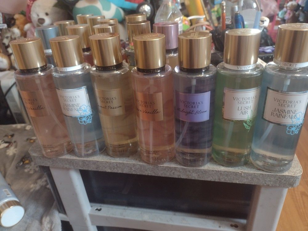 Perfumes Y.   Cremas