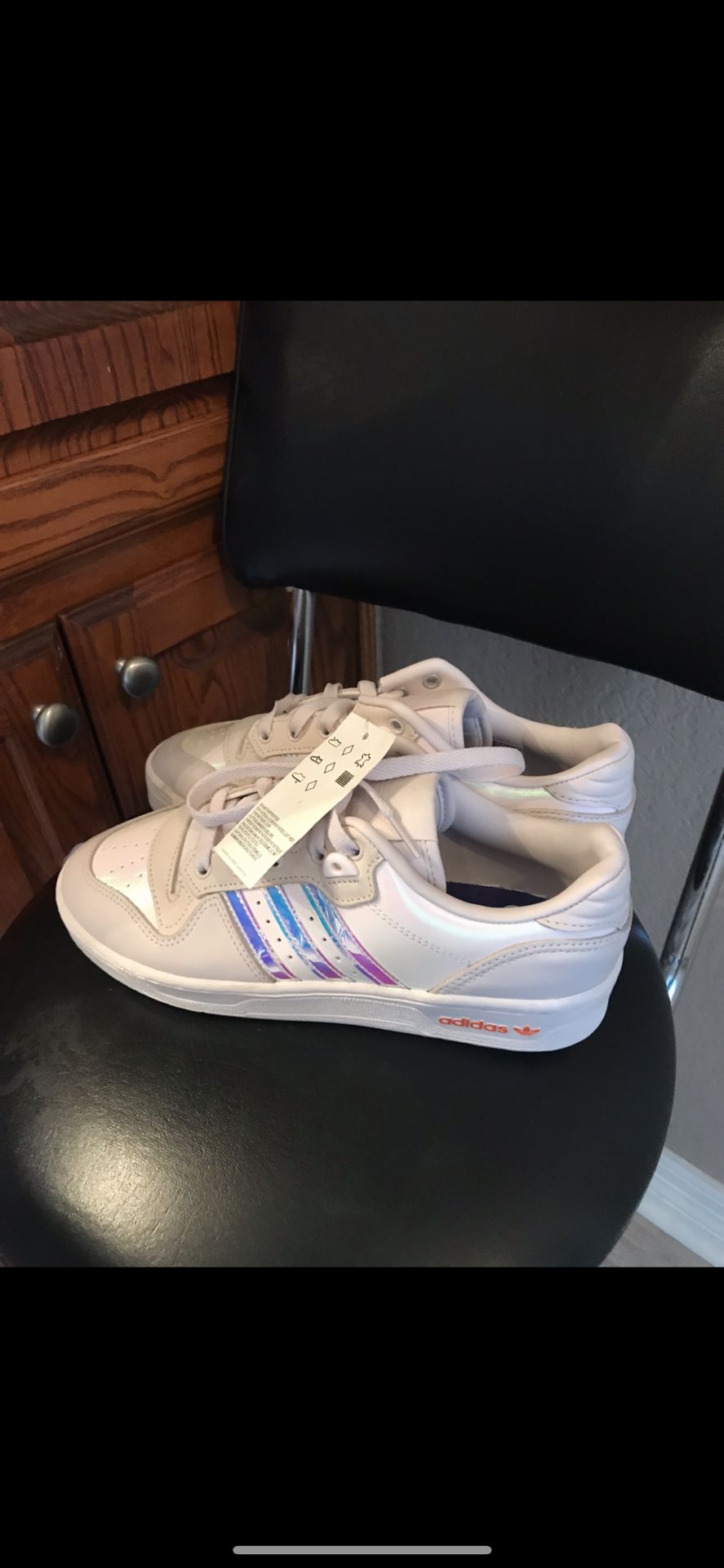 Adidas Ladies Sneakers New Size 7.5