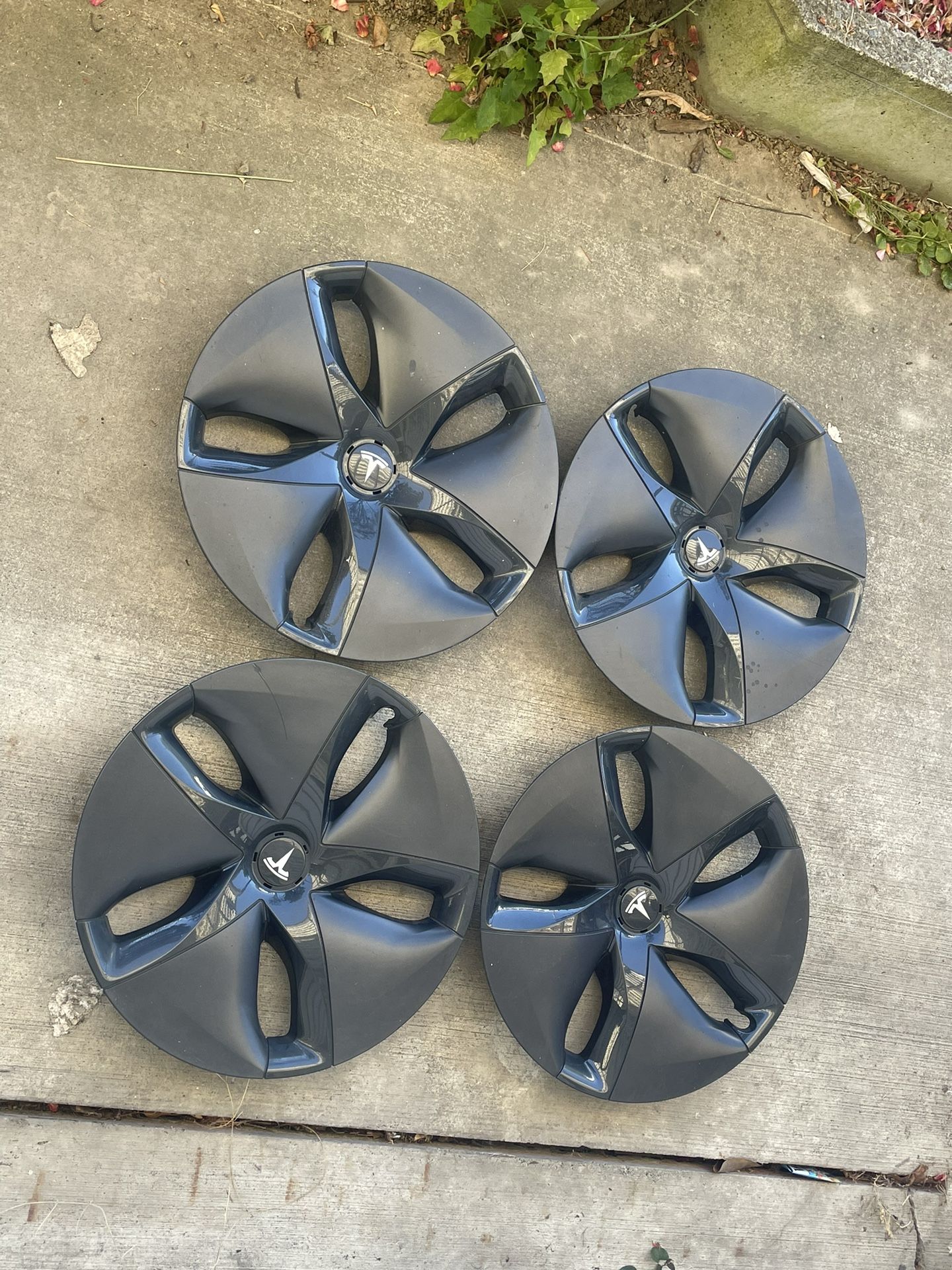 2017-2023 Tesla Model 3 Aero Wheel Cover Hubcaps