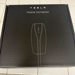 Tesla Mobile Charger