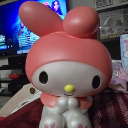 Hello Kitty Bank 